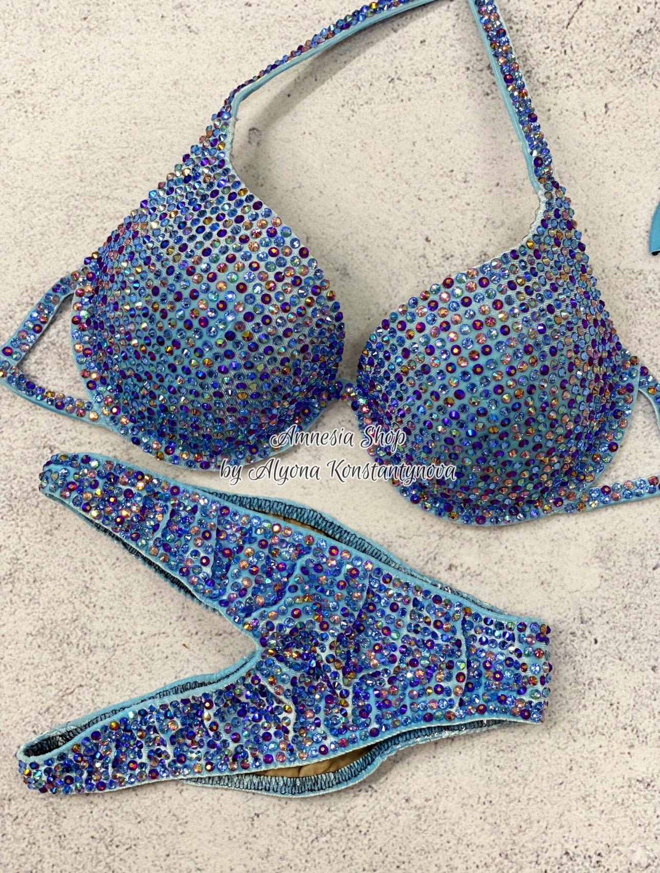 #04 One Size - Bra DDD/Е, Bottoms 1/3