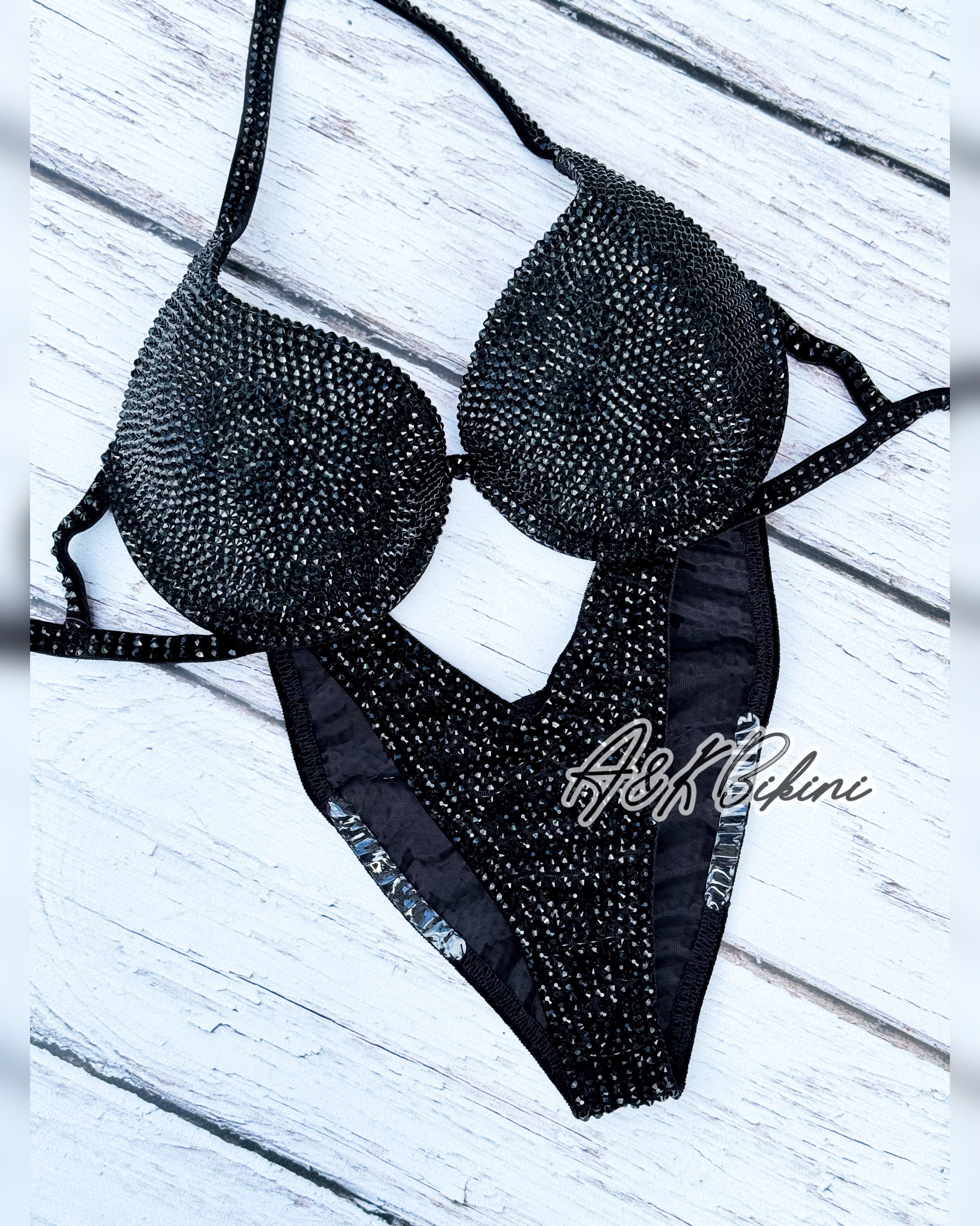 #32 One Size - Bra B/C , Bottoms Mini