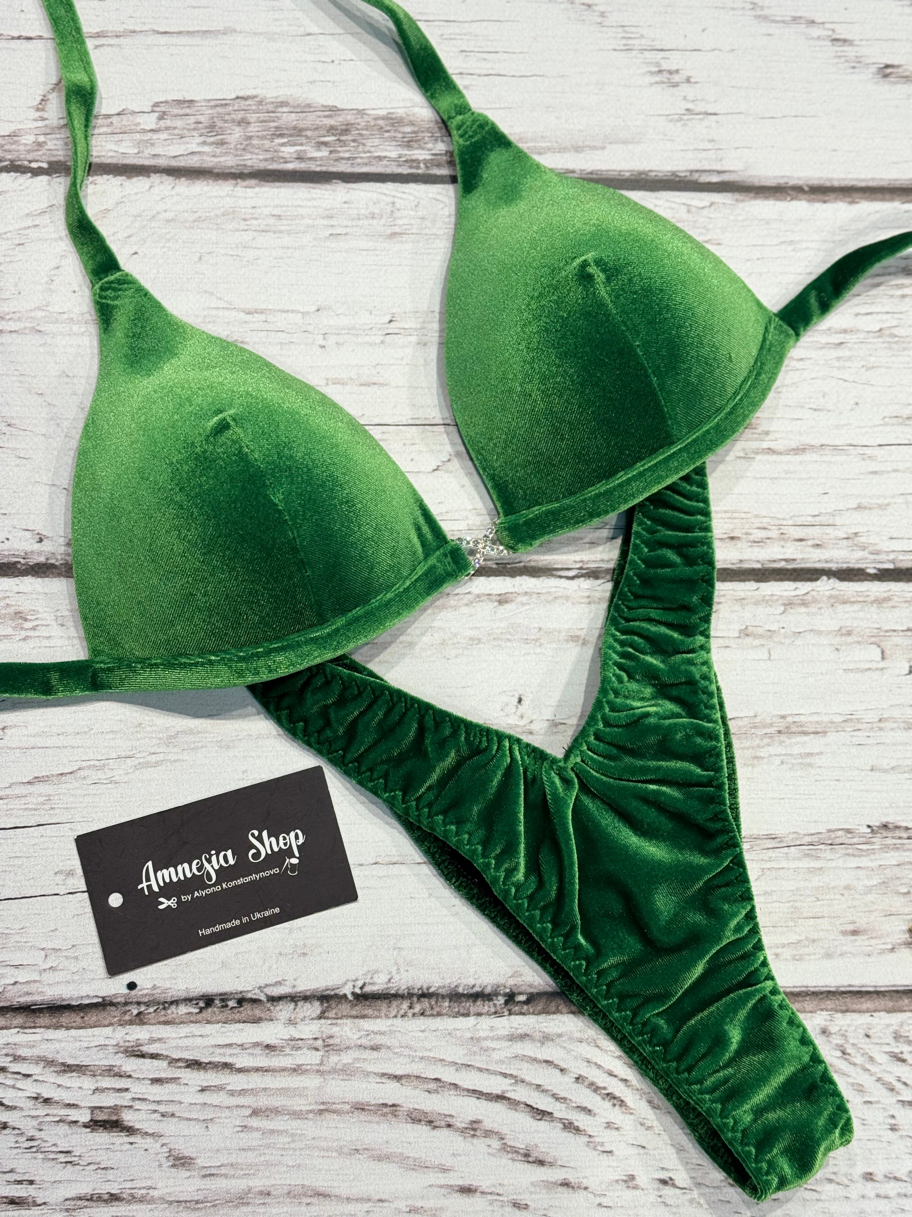 #78 One Size Bra A/B/32C, Bottoms Pro