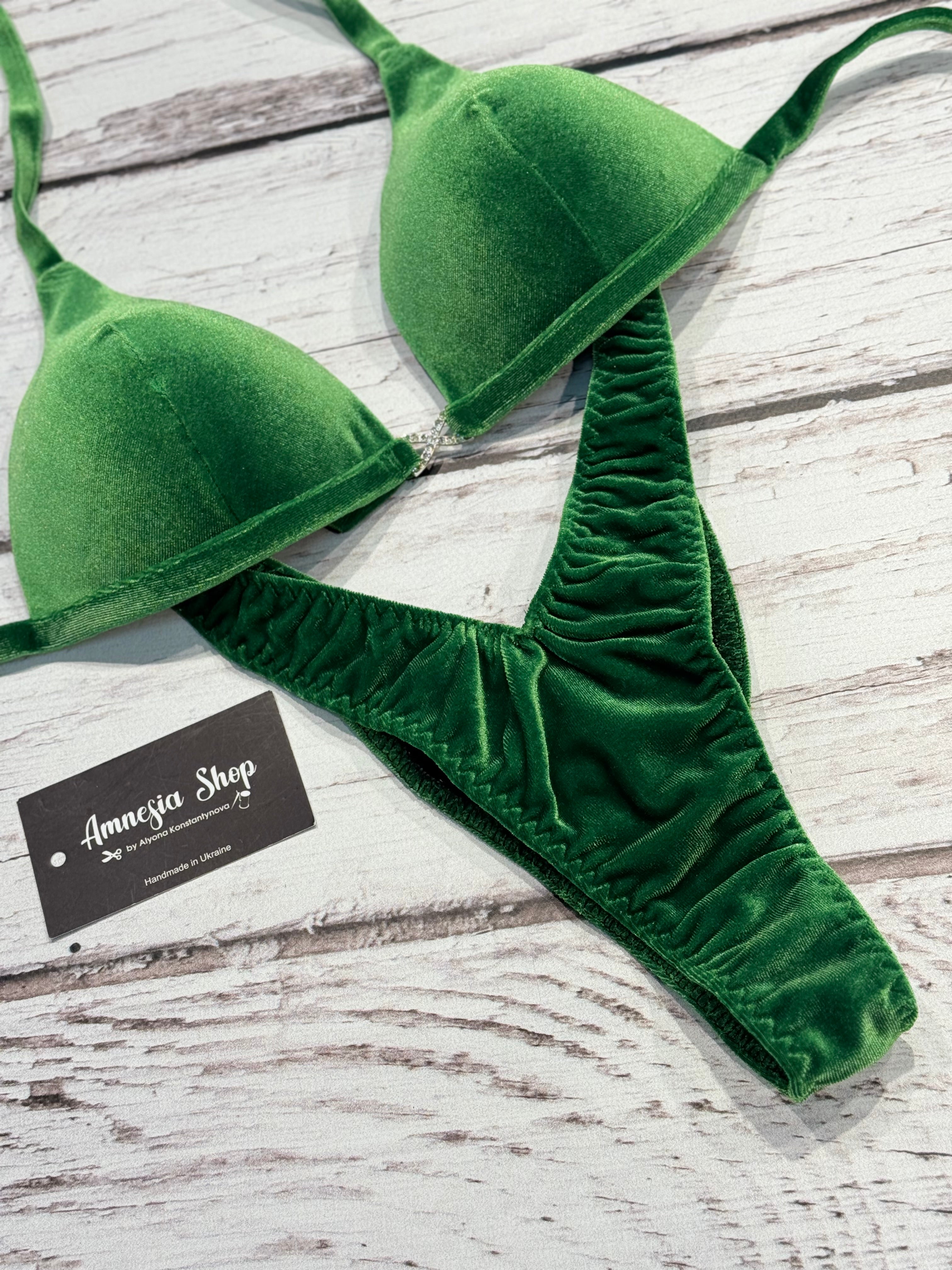 #78 One Size Bra A/B/32C, Bottoms Pro