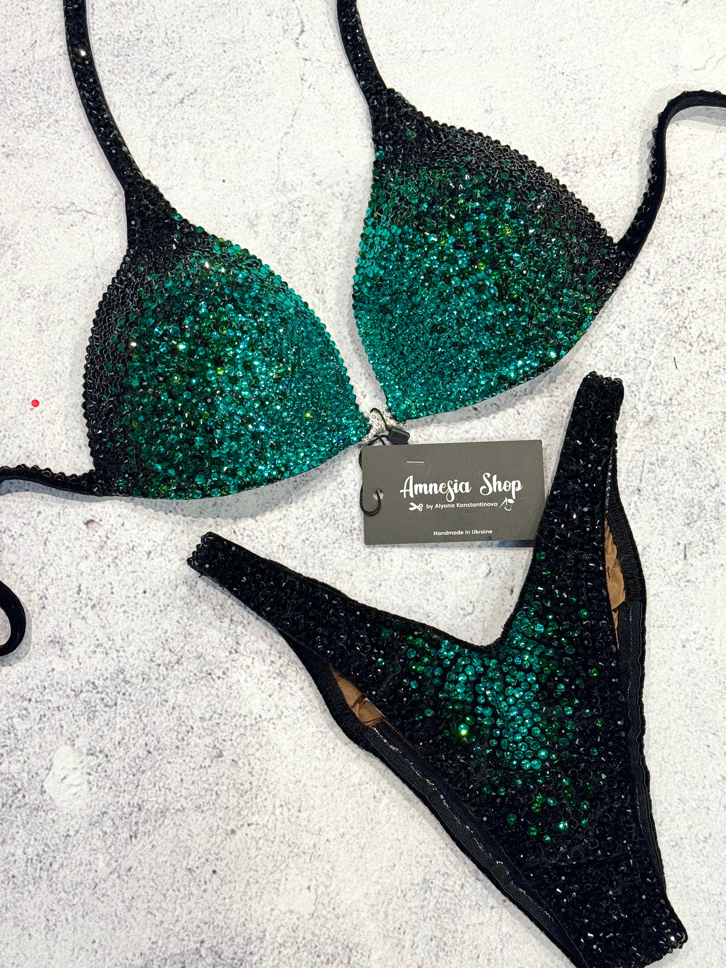 #66 One Size - Bra B/34C, Bottoms Brazilian