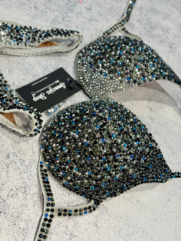 #64 One size - bra C/32D, bottom Brazilian