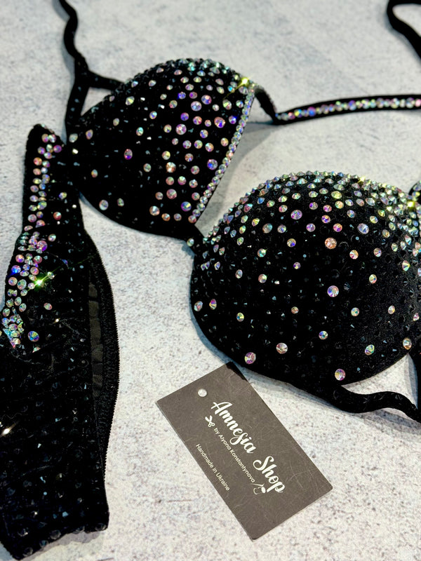 #80 One Size - Bra B/34C, Bottoms Brazilian