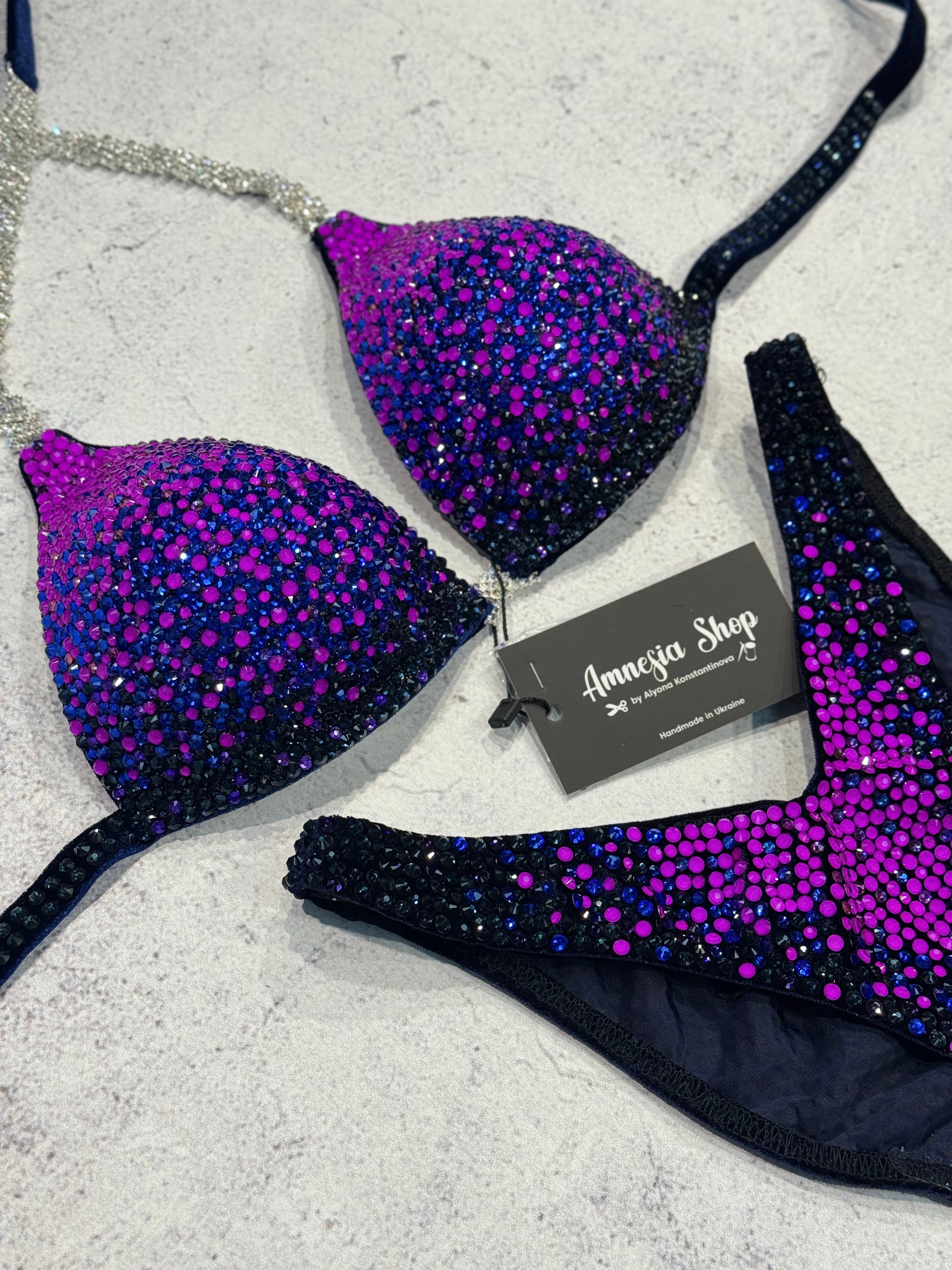 #82 One Size Bra A/B, Bottoms Moderate