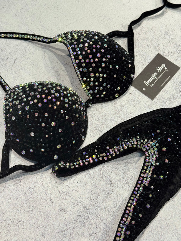 #80 One Size - Bra B/34C, Bottoms Brazilian