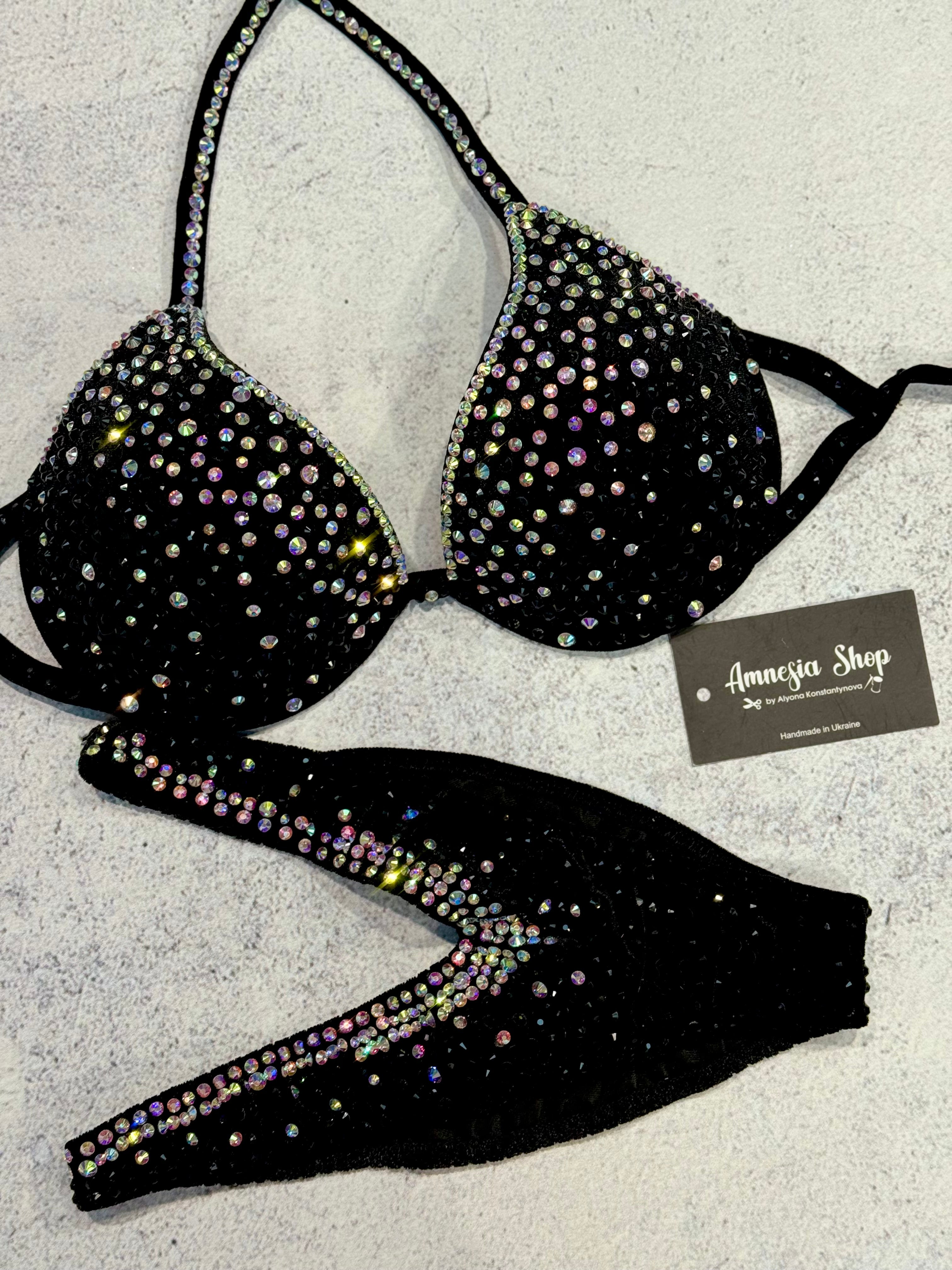 #80 One Size - Bra B/34C, Bottoms Brazilian