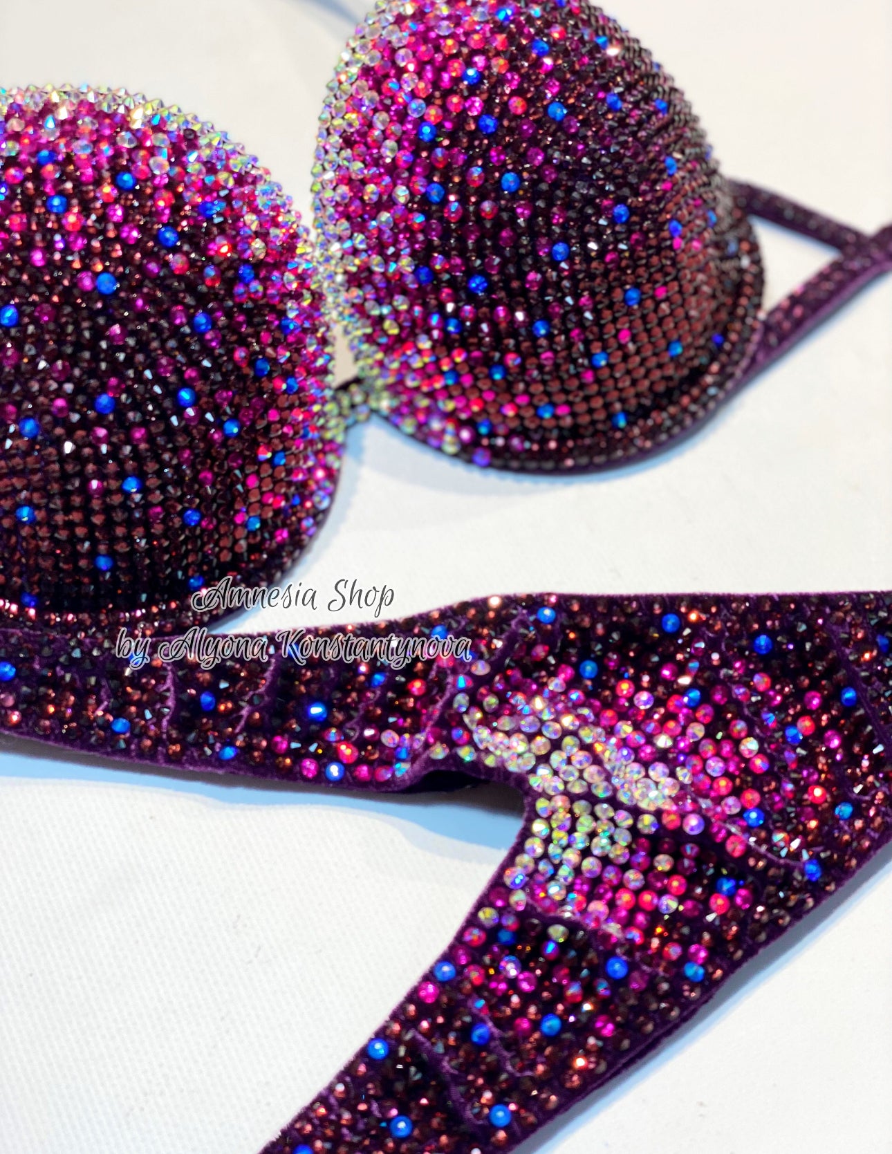 #27 One size - Bra A/B, Bottoms Brazillian