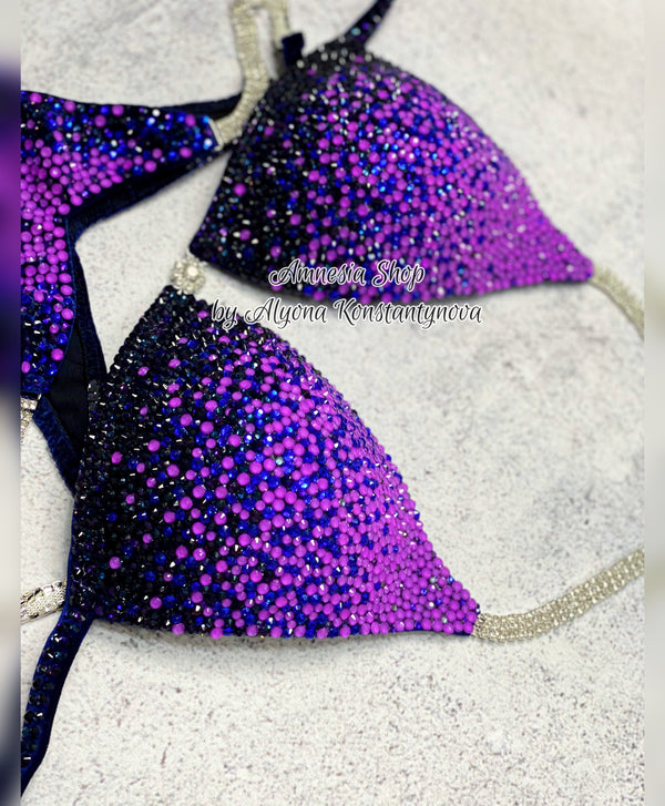 #12 One Size - Bra A/B/32C, Bottoms Moderate