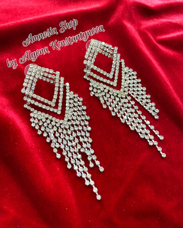 Style 5 - Luxurious crystal earrings