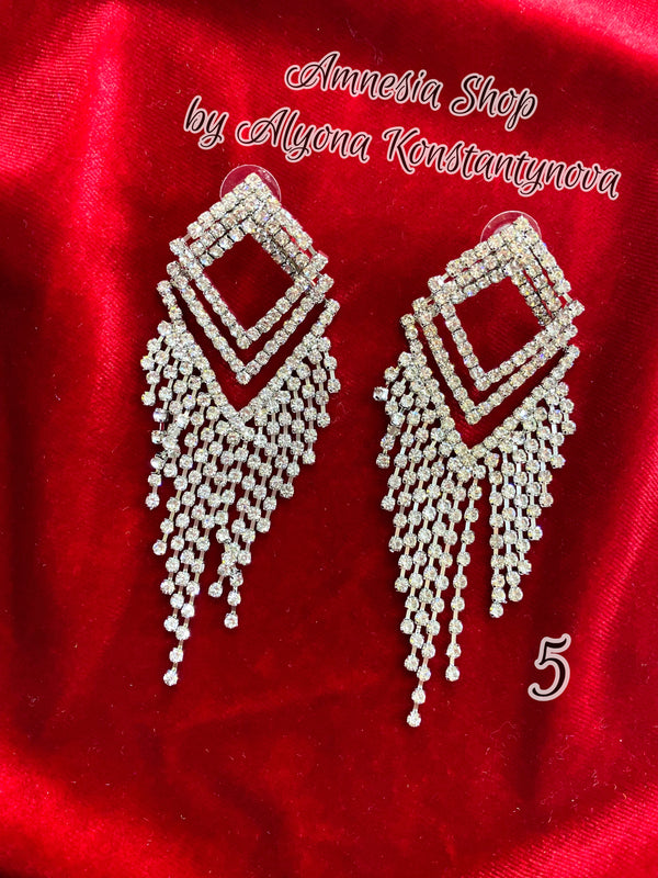 Style 5 - Luxurious crystal earrings