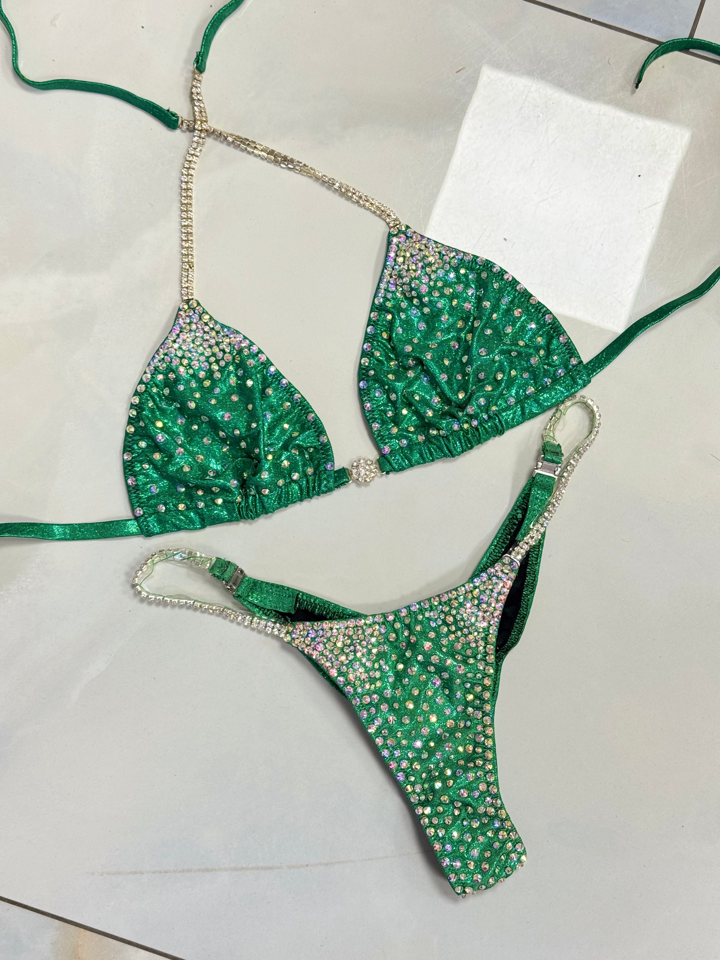 #44 One Size - Bra A/B/C, Bottoms Mini