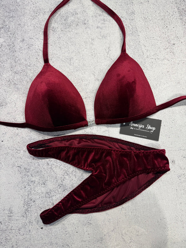 #53 One Size - Bra C/32D/34D, Bottoms Moderate