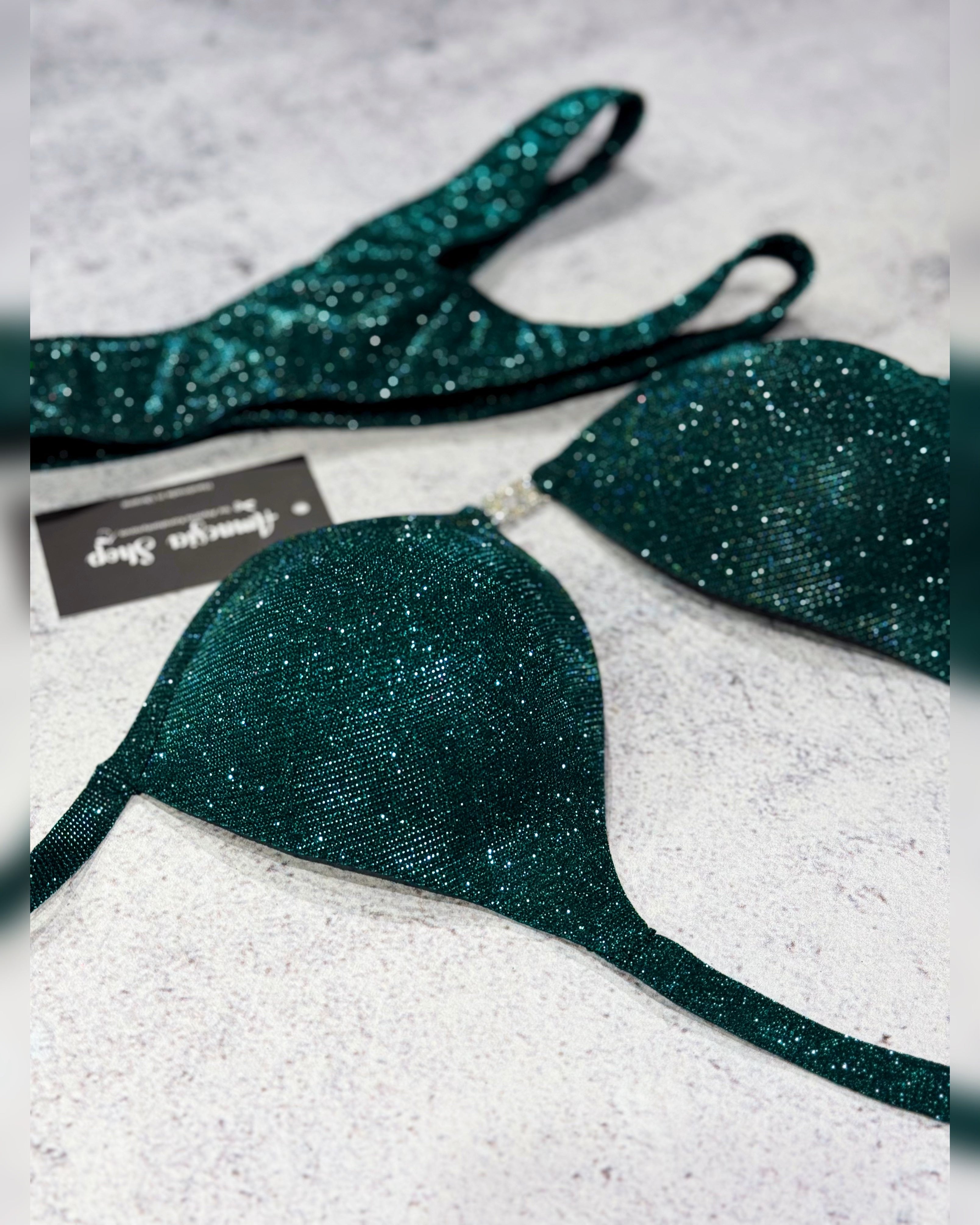 #51 One Size - Bra A/B, bottoms Pro