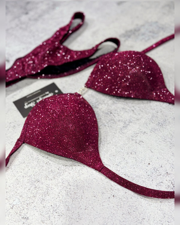 #48 One Size - A/B/32C/34C, bottoms Pro, Brazillian