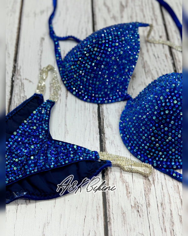 #29 One Size - Bra DDD, Bottoms 1/3