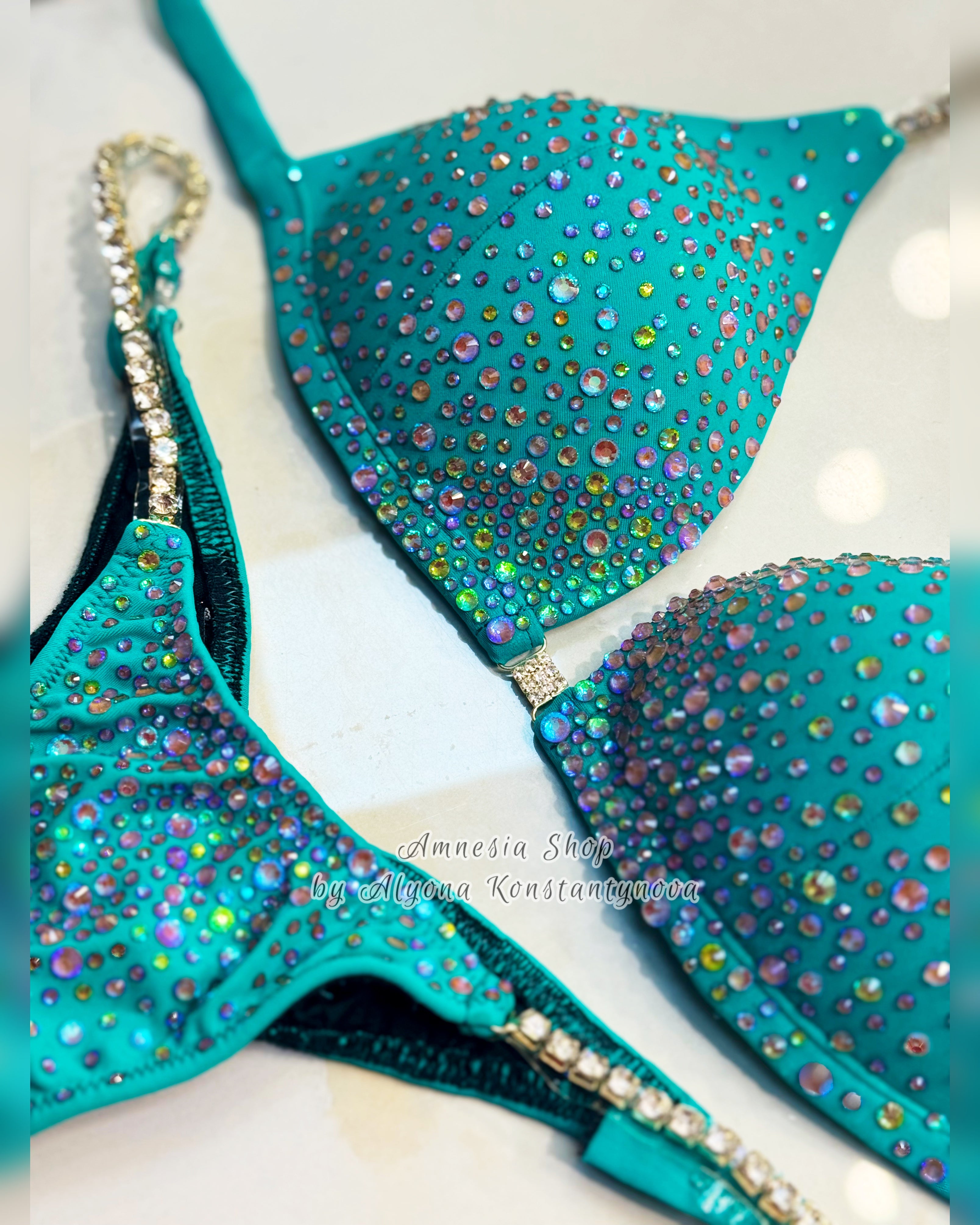 #59 One Size - Bra A/smal B, bottoms Pro