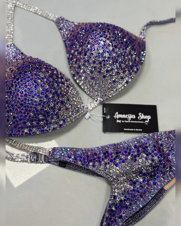 #30 One Size - Bra B/32-34C, Bottoms Pro/Rio Pro Figure cut