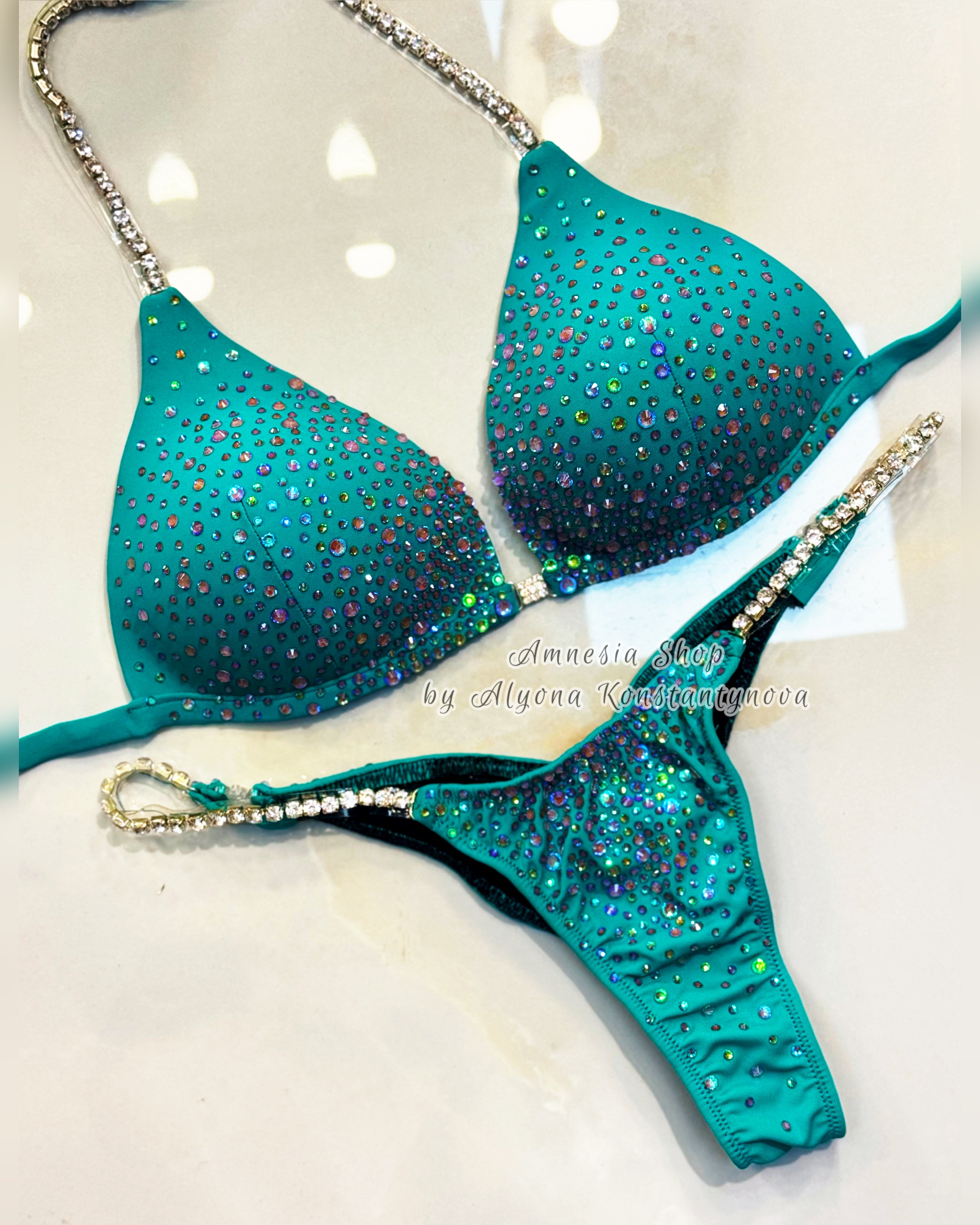 #59 One Size - Bra A/smal B, bottoms Pro