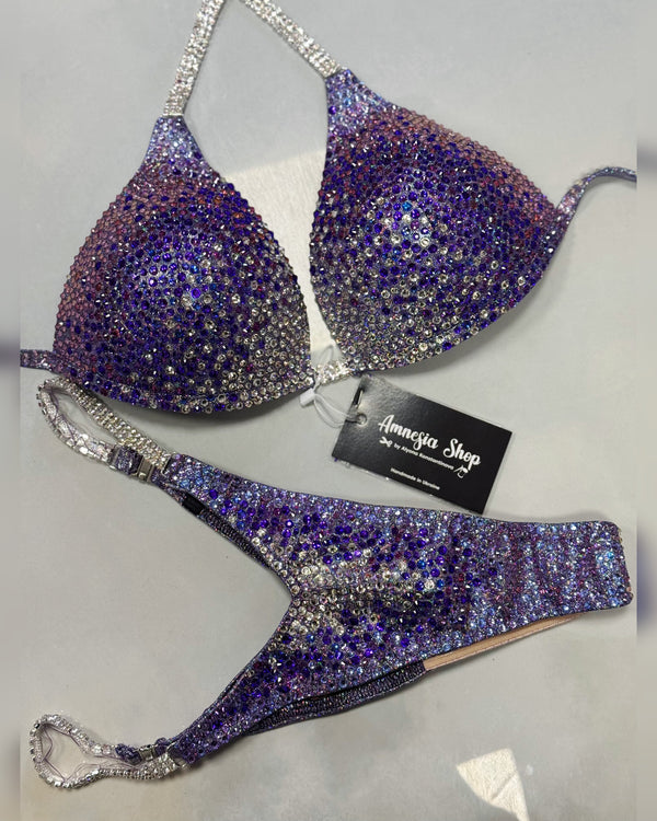 #30 One Size - Bra B/32-34C, Bottoms Pro/Rio Pro Figure cut