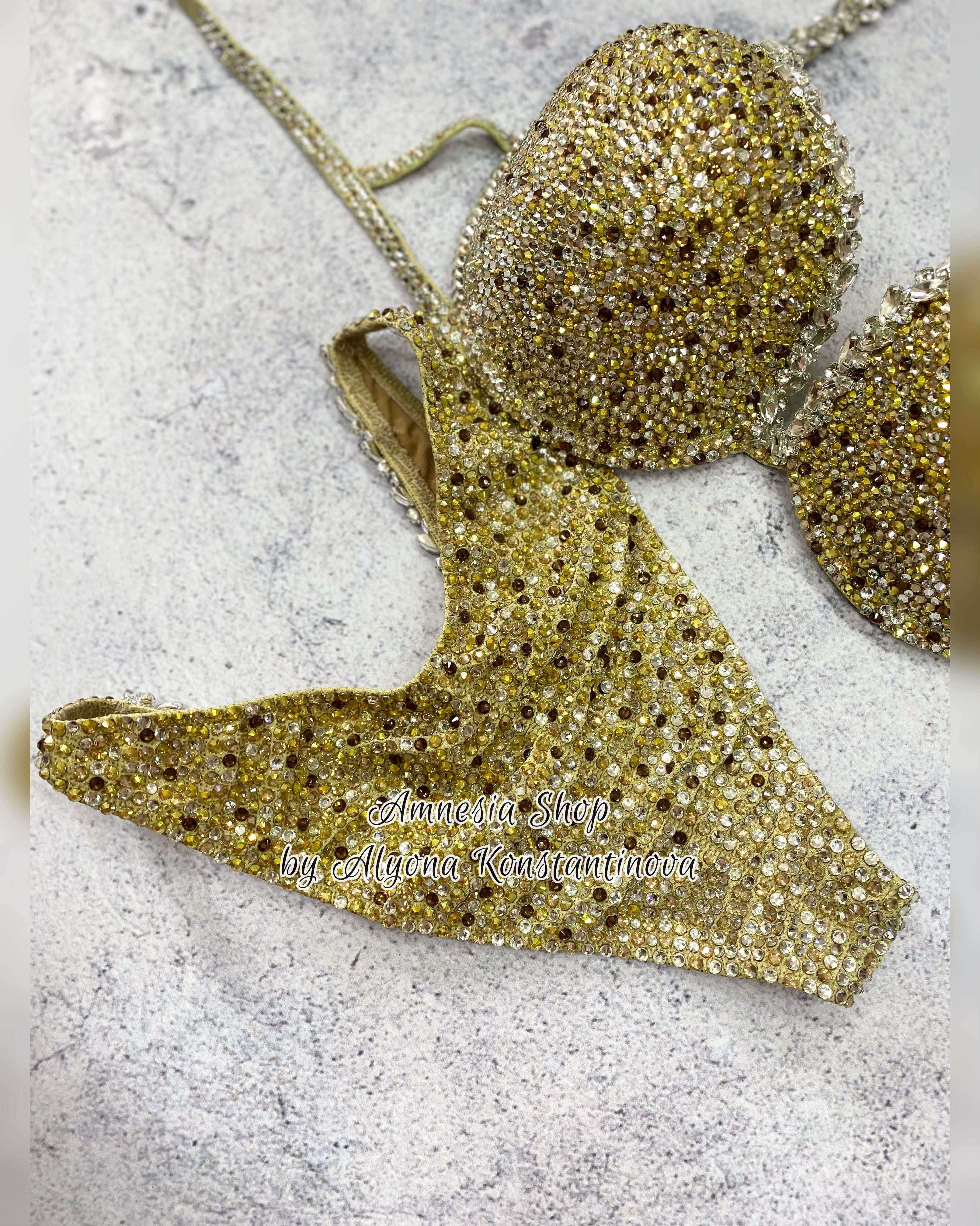 #25 One Size - Bra D/DD/DDD/32E/34E, Bottoms Moderate