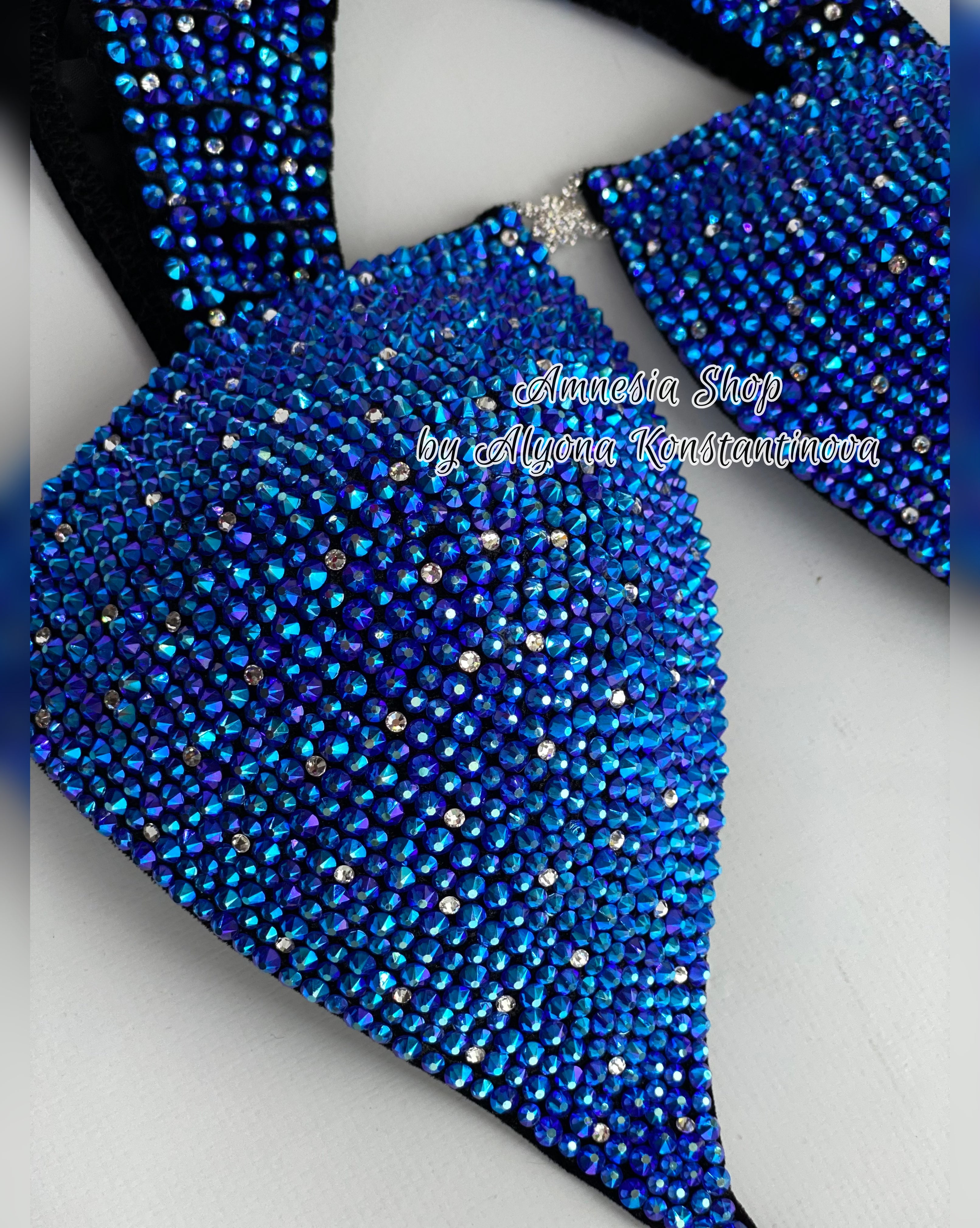 #43 One Size - Bra D/32E, Bottoms Pro