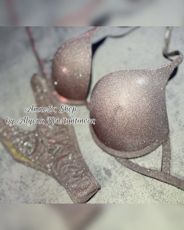 #21 One Size - Bra A/B/32C, Bottoms Mini