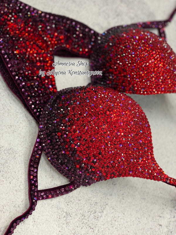 #61 One Size - Bra D/DD/32E, Bottoms Moderate